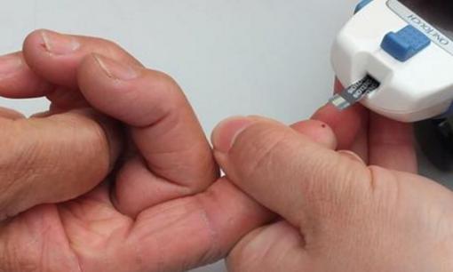 Đừng bỏ qua 5 dấu hiệu cảnh báo cơ thể phát ra khi lượng đường trong máu tăng cao!