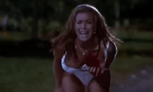 Ba hành vi con gái 'hủy hoại' ngực, thức khuya là hành vi thứ hai, nhiều người bỏ qua hành vi thứ nhất