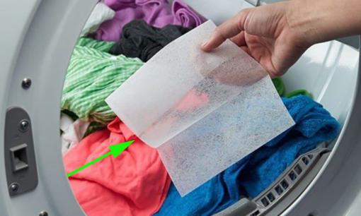Tại sao giặt quần áo tại nhà không thơm lâu như ngoài tiệm? Hóa ra là do bạn chưa biết bí quyết này 