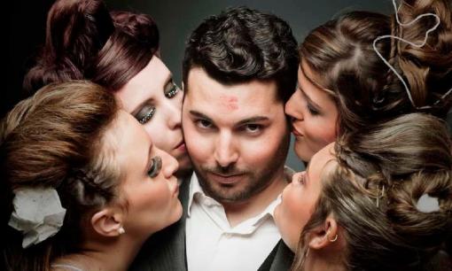 Tại sao đàn ông trở nên lăng nhăng hơn khi họ già đi?