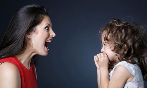 Không muốn làm hại đời con trẻ, cha mẹ tuyệt đối không được nói 11 câu này