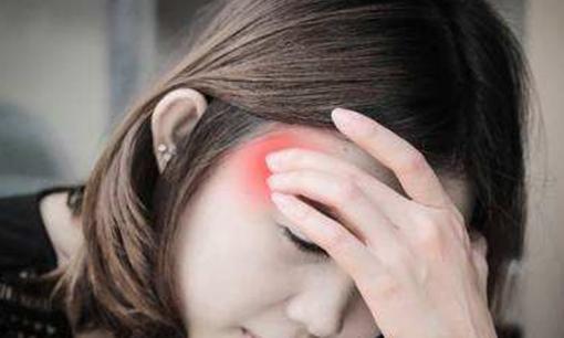 Phụ nữ già đi nhanh chóng là do thiếu khí huyết, nếu cơ thể có những triệu chứng này thì nên quan tâm ngay! 