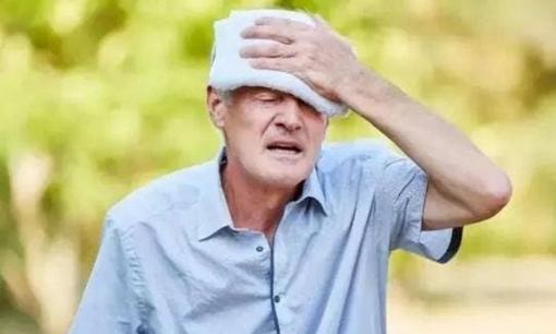 Có dấu hiệu nhồi máu não sắp đến? Lời nhắc của bác sĩ: Nếu xuất hiện 5 dấu hiệu này khi ngủ, hãy đi khám kịp thời