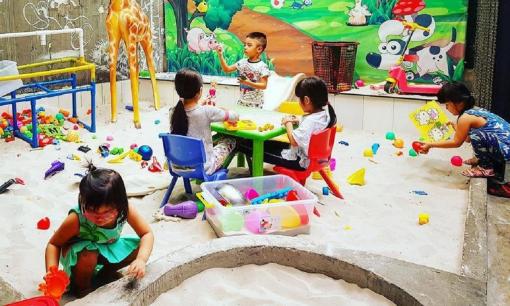 Thường xuyên đưa con đi 3 nơi này sẽ giúp nâng cao trí tuệ cảm xúc, mẹ đừng keo kiệt ví tiền nhé