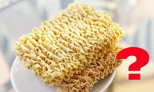 Ăn mì tôm 'sống' có hại không? Nghe giải đáp từ chuyên gia để có câu trả lời chính xác nhất 