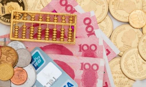 Năm sau có thể khó khăn hơn năm nay, người có nhiều tiền tiết kiệm được khuyên làm 4 điều sau để bảo vệ túi tiền