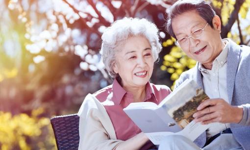 Lời khuyên của một ông già đã nghỉ hưu: Đừng nói với ai về hai điều này