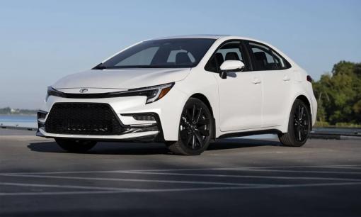 Tiêu hao 4 bình nhiên liệu/100 km, ổn định ở tốc độ cao và bán được 30.000 xe/tháng, hiện nó là mẫu xe bán chạy nhất thế giới