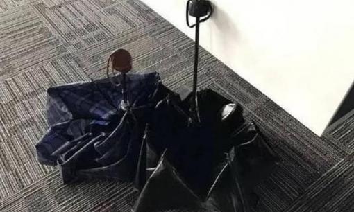 Tục ngữ nói: Xung quanh phòng khách không đặt 3 thứ, không gây tai họa! Ba thứ nào không được đặt? 