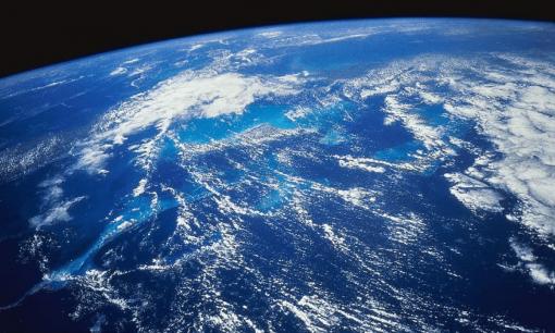 Tại sao có nhiều nước trên Trái đất? Sao chổi hạ cánh trong hệ mặt trời hay nó vốn có trên trái đất? 