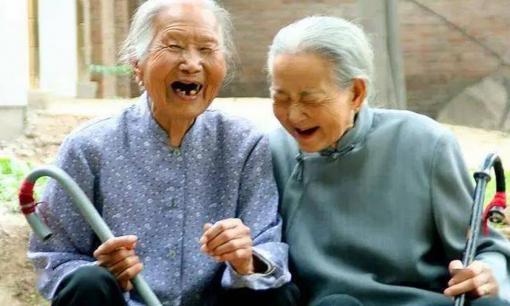 Sau khi về hưu, có ba bí mật không nên nói cho người khác biết, càng giữ miệng thì càng hạnh phúc