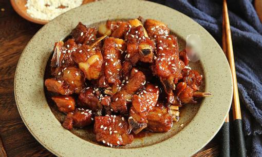 Hướng dẫn cách làm sườn heo chua ngọt tại nhà sánh ngang nhà hàng, nhớ mấu chốt '1234', sẽ ngon đến nỗi không còn nước súp