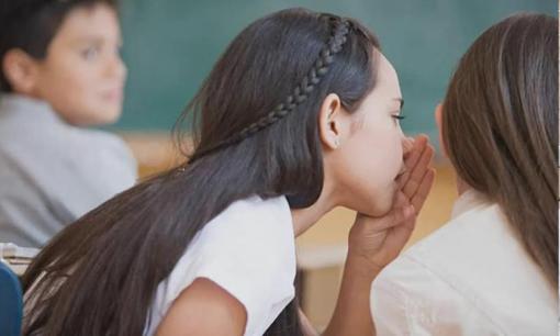 Nhất định phải dặn con tránh xa 4 loại học sinh này ở trường