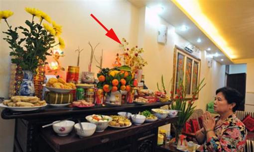 Có 3 thứ là đại kỵ nếu đặt lên bàn thờ, đừng cố chấp kẻo quanh năm làm ăn chật vật, túng thiếu