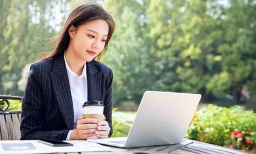 Nếu phụ nữ có 3 hành động này chứng tỏ cô ấy là 'cao thủ' trong tình yêu, đọc xong bạn sẽ hiểu