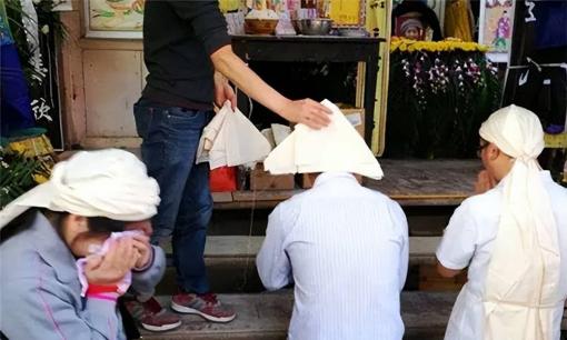 Tại sao một người chết từng phải đợi 3 ngày trước khi được chôn cất? Đây không phải là mê tín mà hoàn toàn là khoa học