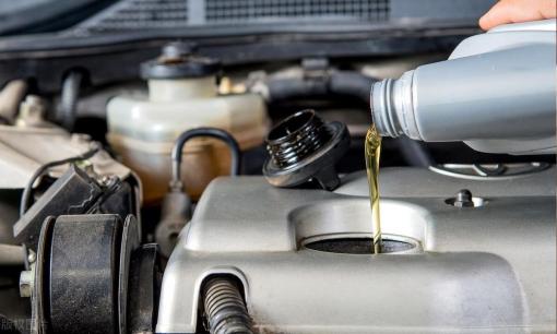 Làm thế nào để xác định chính xác thời điểm cần thay dầu động cơ? Bạn sẽ biết sau khi xem kinh nghiệm bảo dưỡng của chủ xe 12 năm kinh nghiệm 