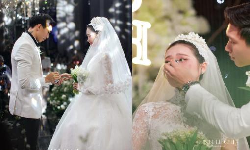 Đám cưới Đoàn Văn Hậu và Doãn Hải My tại Hà Nội: Chú rể rạng rỡ trao nhẫn, tận tình lau nước mắt cho cô dâu