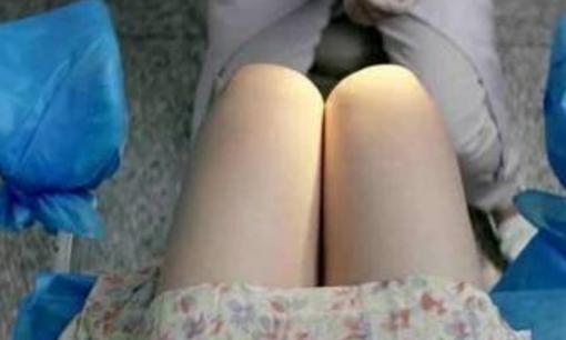 Phụ nữ luôn ướt át ở “dưới đó”? Đừng xấu hổ, có thể liên quan đến 3 nguyên nhân này!