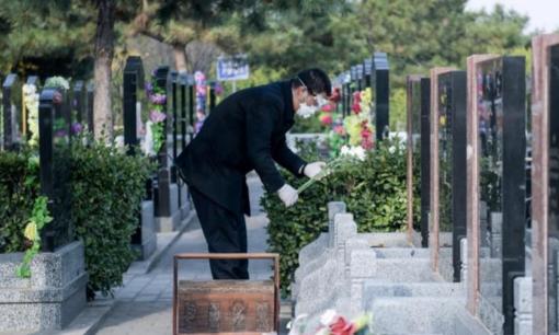 Người xưa có câu: 'Tảo mộ không quá 3 đời, thăm mộ không quá giờ Mùi' có ý nghĩa gì? Có điều gì con cháu cần chú ý?