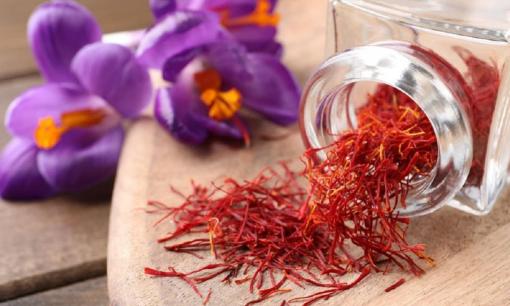 Nó được mệnh danh là 'loài hoa đầu tiên ngăn ngừa và chống lại ung thư'. Thậm chí, nhiều người còn gọi nó với cái tên 'vàng đỏ'