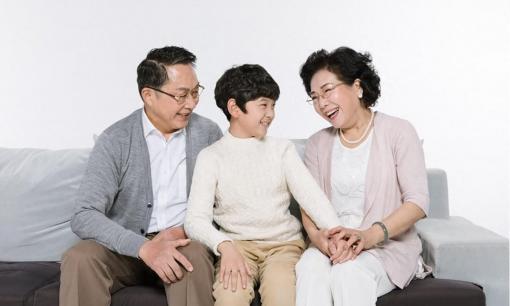 Có 3 kiểu người già rất giỏi nuôi dạy con cháu, họ ít xung đột hơn trong việc nuôi dạy cháu và con cái cảm thấy thoải mái hơn
