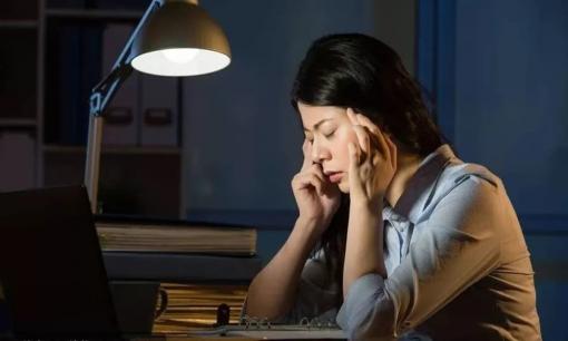 Thức khuya làm suy yếu các khả năng cơ bản, nhưng liệu việc ngủ bù vào cuối tuần có khắc phục được không?