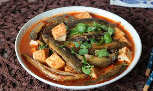 Loại cá giàu canxi gấp 6 lần cá chép, 10 lần mực, bổ ngang nhân sâm: Cá tự nhiên, ít xương, giá rẻ bèo 