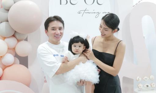 Phan Mạnh Quỳnh tổ chức tiệc sinh nhật tròn 1 tuổi cho con gái 