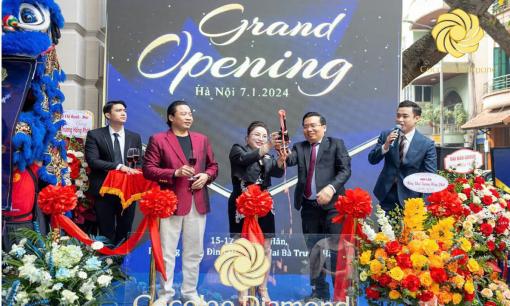Tưng bừng mua sắm, chiêm ngưỡng Showroom trang sức cao cấp tại Cocolee Diamond Hà Nội 