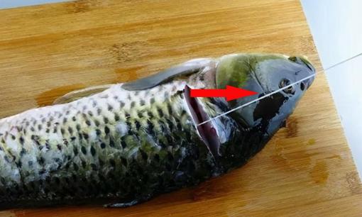 Bí quyết giúp bạn đánh bay mùi tanh của cá nhanh chóng và hiệu quả, chị em bỏ túi ngay