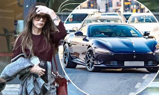 Victoria Beckham lái Ferrari hơn 7 tỷ đi làm sau khi xe sang Rolls Royce xuất hiện hớ hênh trong phim tài liệu về Beckham