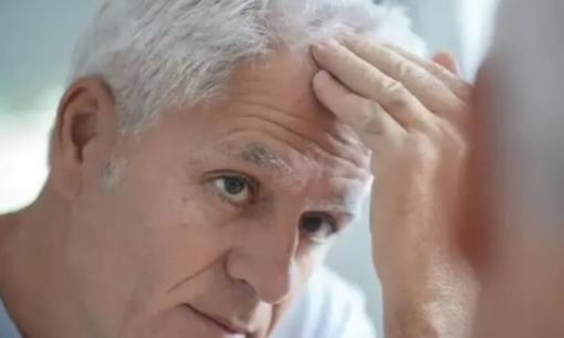 Khi đàn ông ngoài 50 tuổi lông mày đột nhiên dài ra, điều đó có nghĩa là gì? Hầu hết mọi người vẫn còn chưa hiểu rõ