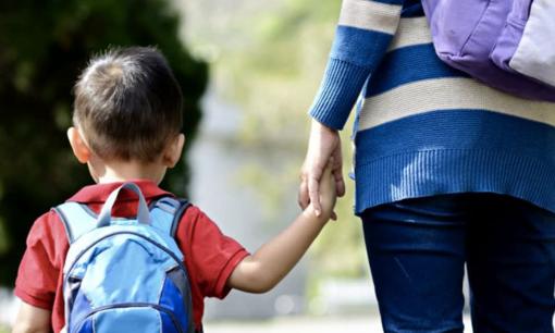 Con lười học đừng quát tháo hãy đưa đến '3 nơi này' sẽ khiến bé thay đổi hoàn toàn 