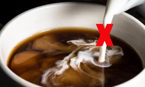 Cà phê sẽ mất hết tác dụng nếu cho thứ này vào, nhiều người không biết vẫn vô tư uống, chuyên gia lý giải