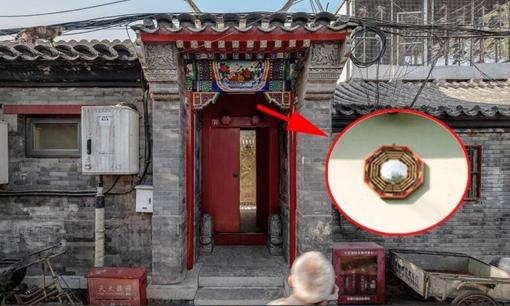 Bát đại kỵ trước cổng nhà, vứt bỏ ngay kẻo tiền tài tiêu tan, phúc tàn lộc cạn