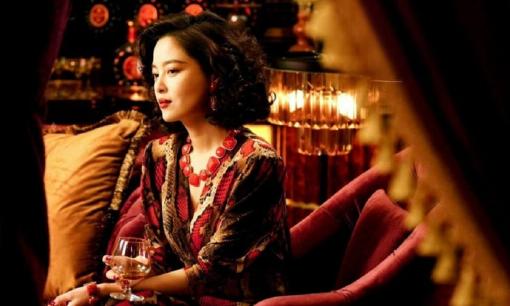 Sự nữ tính thực chất là gì mà khiến đàn ông bị ám ảnh? Đàn ông muốn gì ở sự nữ tính?