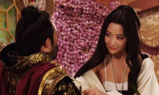 'Mỹ thần Hoàng hậu' được săn đón nhất trong lịch sử: sáu vị hoàng đế thay phiên nhau chiếm giữ, thậm chí khi già đi vẫn có người tranh giành 