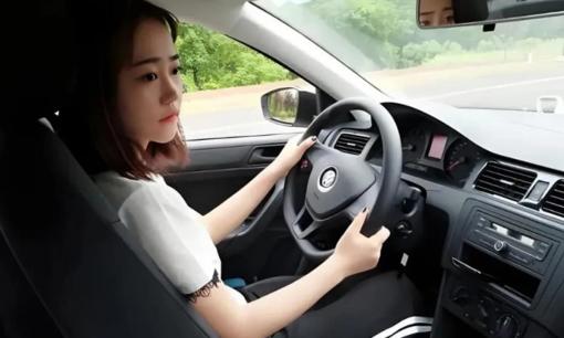 Ngay cả những tài xế kỳ cựu cũng phải thuộc lòng 6 mẹo lái xe này, có thể cứu mạng bạn vào những thời điểm quan trọng