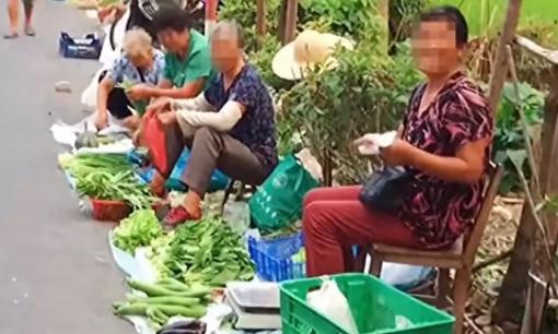 Vì sao nhiều bạn trẻ thích đến siêu thị mua rau củ thay vì mua hàng giá rẻ của người già trên đường? Tôi hiểu sau khi đọc nó