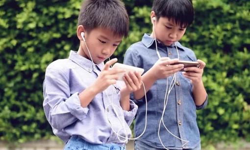 Đáng sợ hơn cả 'khiêu dâm, cờ bạc và ma túy'? Hậu quả là một lượng lớn tiền tiết kiệm của giới trẻ bị 'rút sạch', liên quan đến hàng trăm triệu người