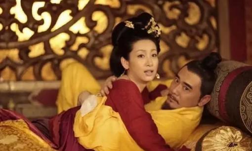 Vị hoàng để hoang dâm vô độ, một đêm sủng ái hơn 30 phi tần và nhận cái kết thảm