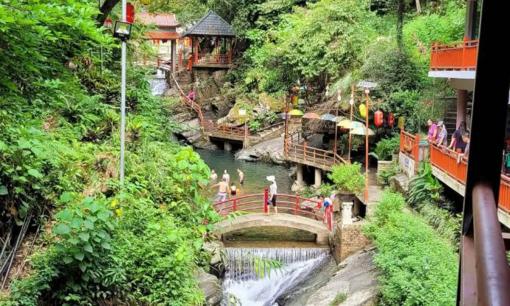 Gợi ý địa điểm tránh nóng ở Việt Nam, được mệnh danh như 'Phượng Hoàng cổ trấn' thu nhỏ, cách Hà Nội chưa đến 200km