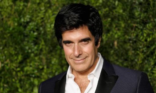 Ảo thuật gia nổi tiếng thế giới David Copperfield bị 16 phụ nữ cáo buộc quấy rối tình dục, thậm chí có vụ diễn ra trên sân khấu