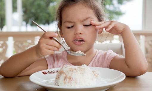 3 loại gia vị sẽ 'đánh cắp' chiều cao của trẻ, cha mẹ phải chú ý khi nấu nướng