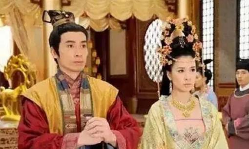 Tại sao con rể của hoàng đế lại được gọi là 'phò mã'? Giữa công chúa và phò mã có quan hệ gì? 