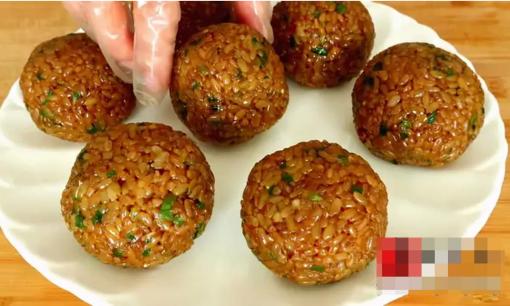 Những viên xôi làm theo cách này mềm, dẻo, có hương vị thơm ngon và giàu dinh dưỡng, ăn một lần là nhớ mãi