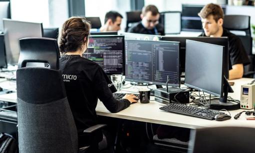 Lương kỹ sư AI khoảng 300.000 USD (gần 8 tỷ đồng) mỗi năm