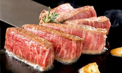 Lý do gì khiến thịt bò Wagyu đắt đỏ bậc nhất thế giới, giá một con sánh ngang siêu xe?