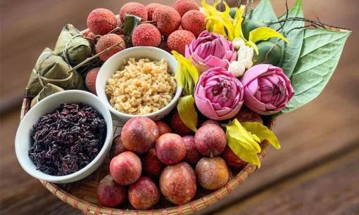 Tết Đoan Ngọ luôn có có rượu nếp và trái cây chua, tại sao? 